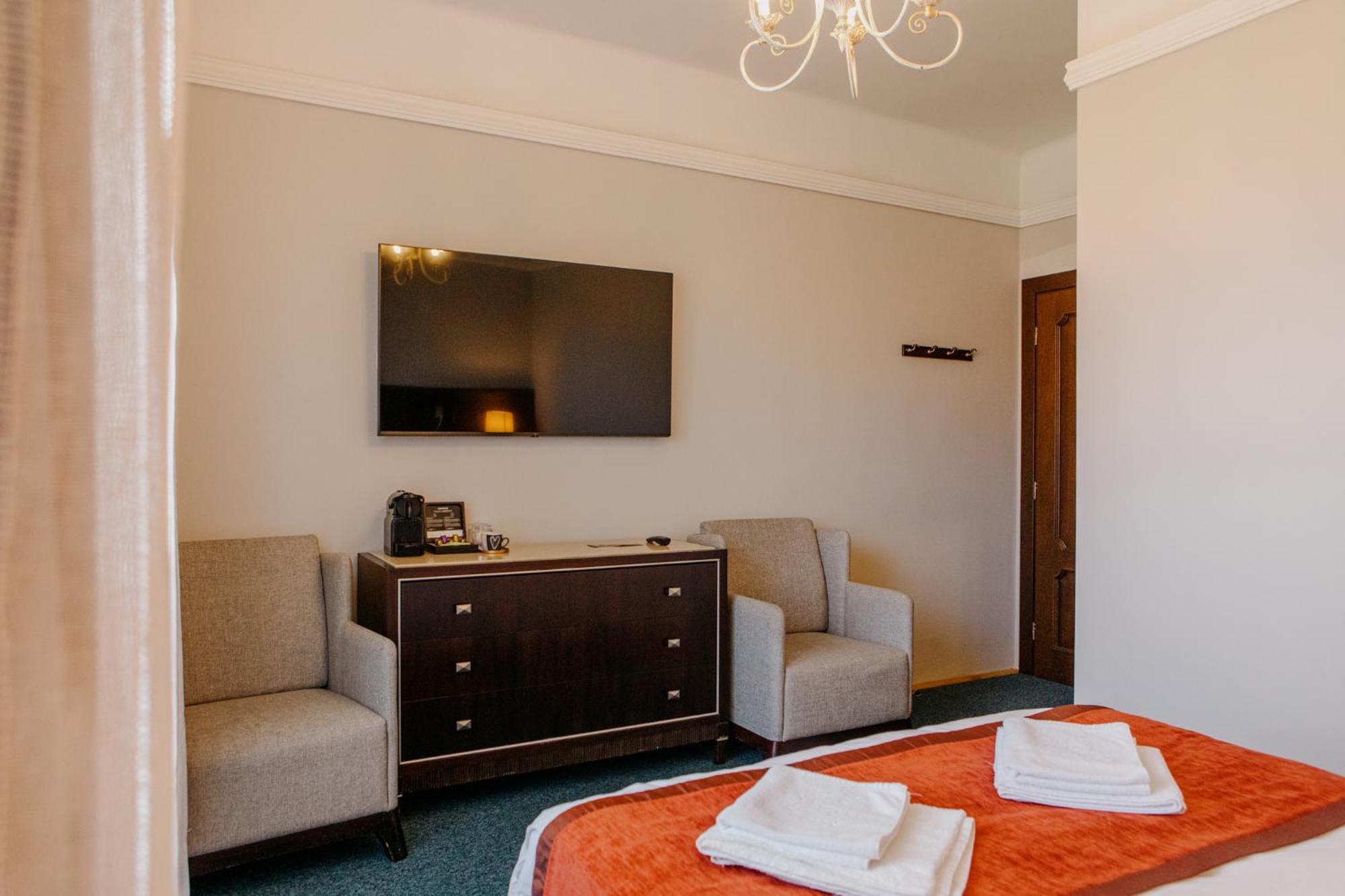 Excelsior Inn Turda Ngoại thất bức ảnh