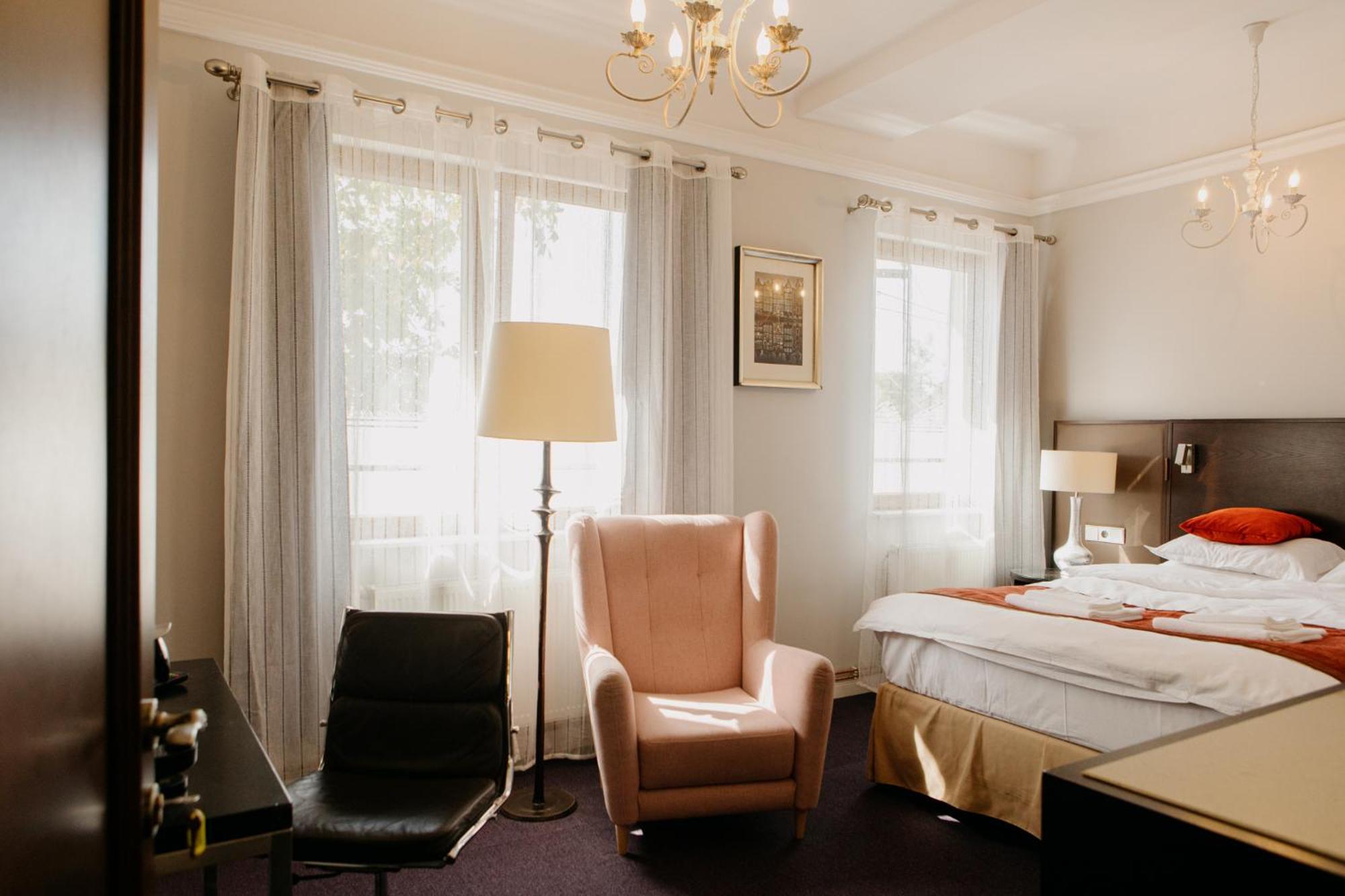 Excelsior Inn Turda Ngoại thất bức ảnh