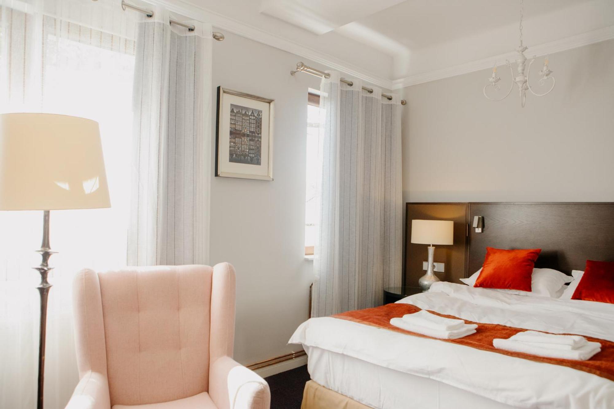 Excelsior Inn Turda Ngoại thất bức ảnh